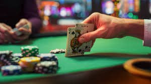 Meja blackjack dealer langsung dengan opsi Cash Out aktif